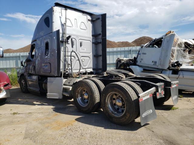 3AKJHHDR7LSLR3161 - 2020 FREIGHTLINER CASCADIA SILVER photo 3