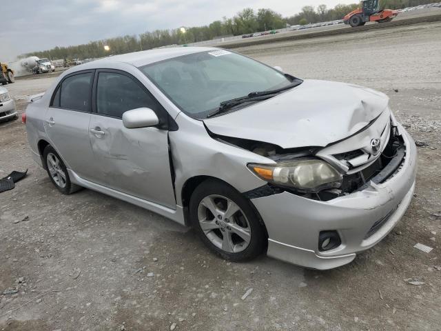 2T1BU4EE2BC685815 - 2011 TOYOTA COROLLA BASE SILVER photo 4