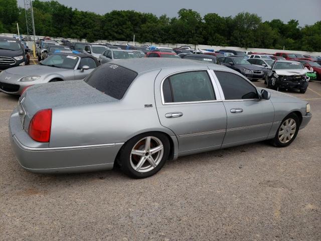 1LNHM82V56Y647711 - 2006 LINCOLN TOWN CAR SIGNATURE LIMITED SILVER photo 3