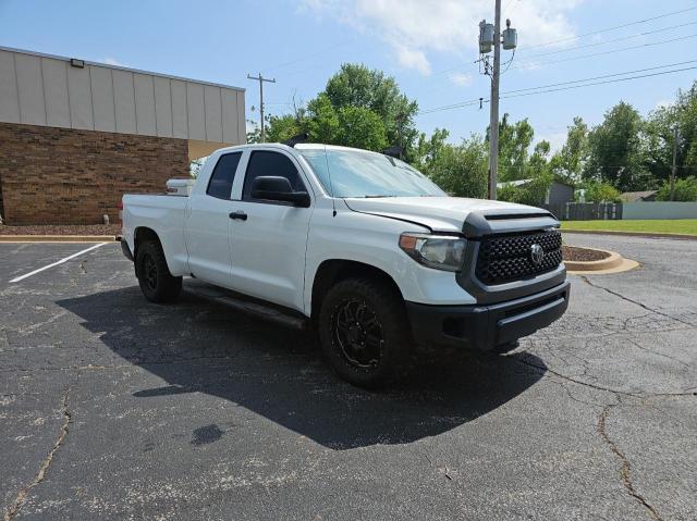 5TFUW5F12JX765779 - 2018 TOYOTA TUNDRA DOUBLE CAB SR/SR5 WHITE photo 1