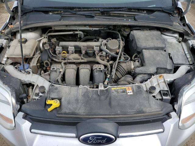 1FADP3F26EL182757 - 2014 FORD FOCUS SE SILVER photo 11