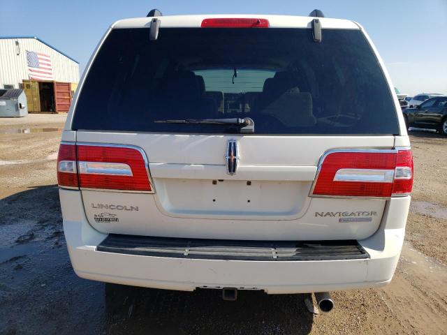 5LMFU28568LJ16607 - 2008 LINCOLN NAVIGATOR WHITE photo 6