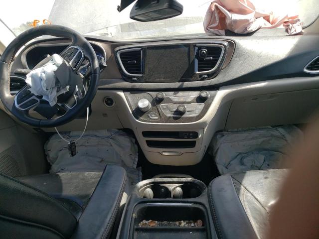 2C4RC1BG9HR688015 - 2017 CHRYSLER PACIFICA TOURING L SILVER photo 8