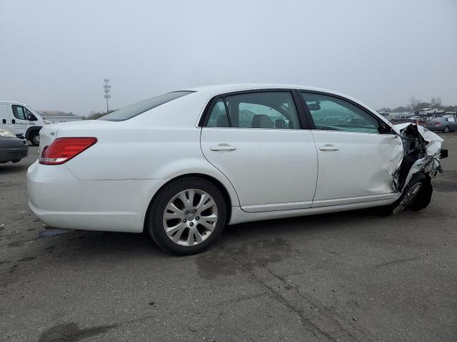 4T1BK36B78U315228 - 2008 TOYOTA AVALON XL WHITE photo 3