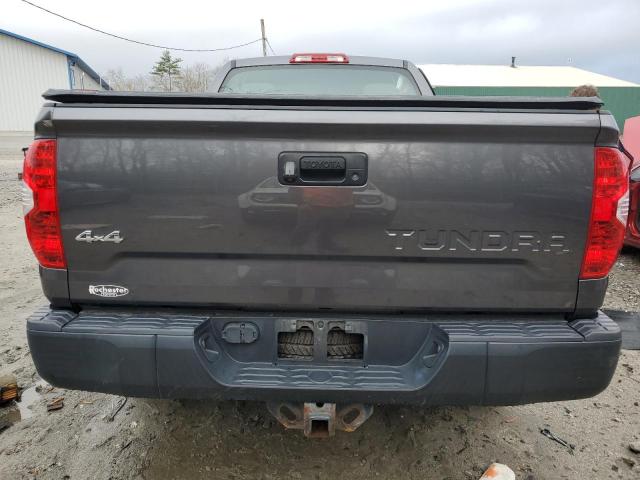 5TFUM5F11EX055266 - 2014 TOYOTA TUNDRA DOUBLE CAB SR/SR5 SILVER photo 6