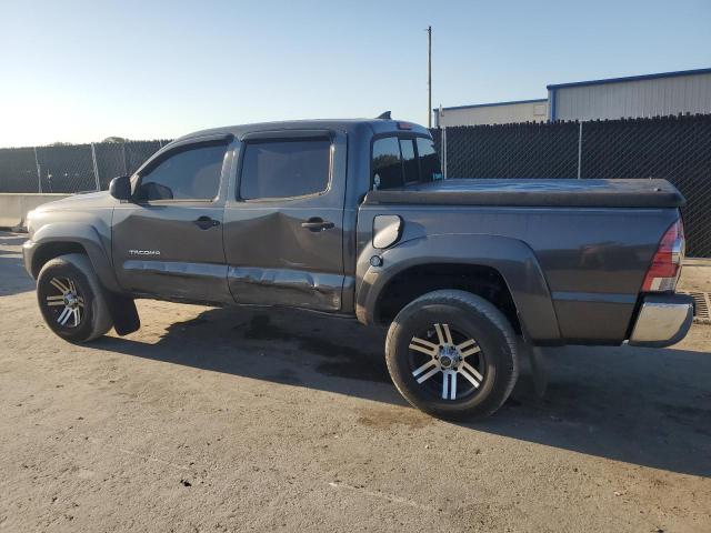 3TMJU4GN3FM180372 - 2015 TOYOTA TACOMA DOUBLE CAB PRERUNNER GRAY photo 2