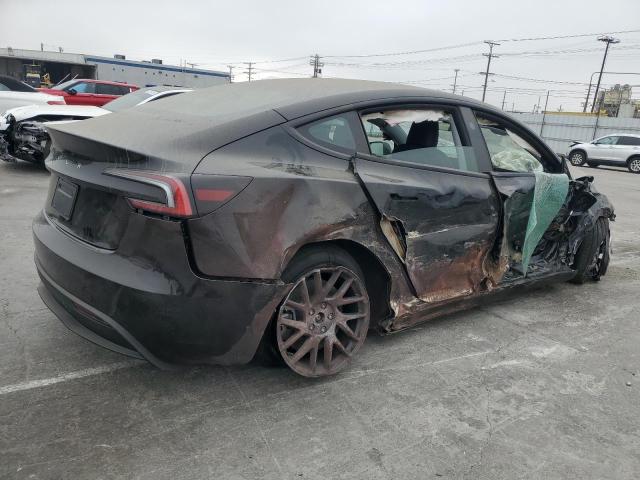 5YJ3E1EA7RF737832 - 2024 TESLA MODEL 3 BLACK photo 3