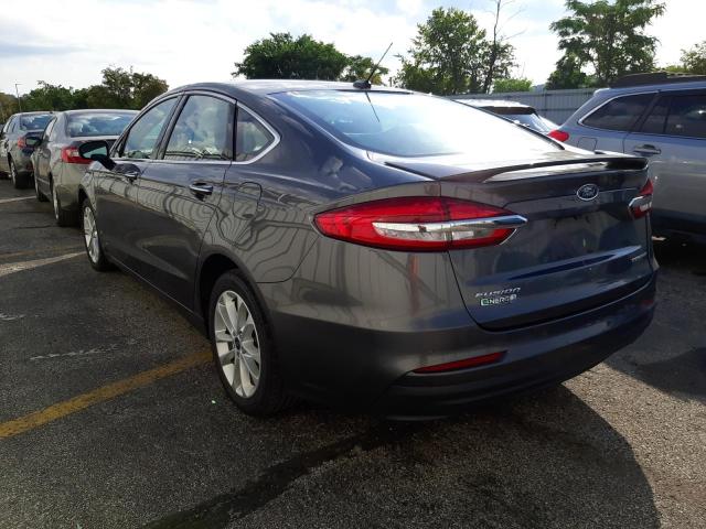 3FA6P0SU3KR102746 - 2019 FORD FUSION TITANIUM GRAY photo 3