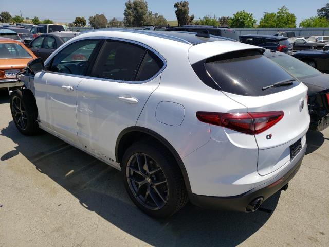 ZASFAKBN1J7B87681 - 2018 ALFA ROMEO STELVIO TI WHITE photo 2