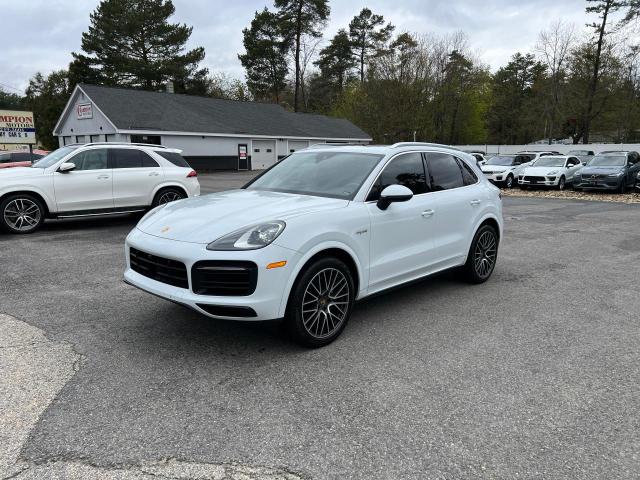 WP1AE2AY7KDA51284 - 2019 PORSCHE CAYENNE SE HYBRID WHITE photo 1