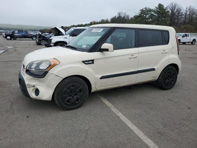 KNDJT2A58D7484076 - 2013 KIA SOUL BEIGE photo 1