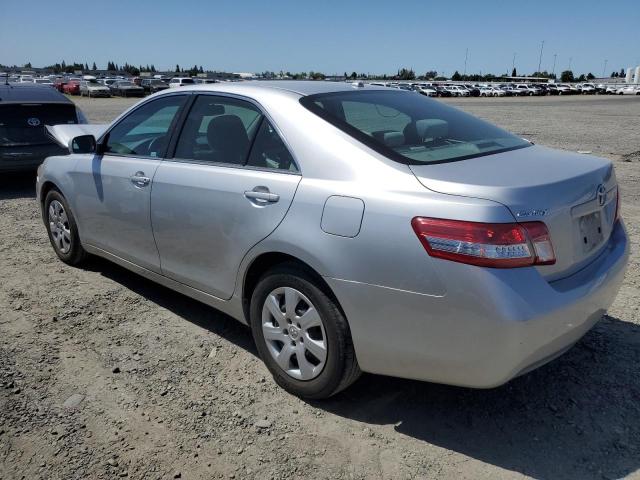 4T4BF3EK5BR148029 - 2011 TOYOTA CAMRY BASE SILVER photo 2