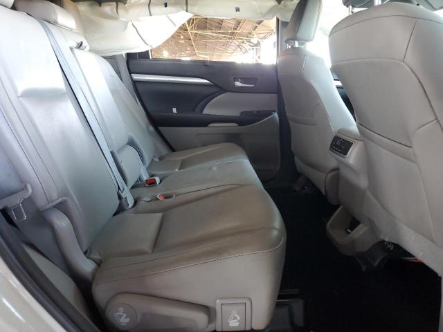 5TDJKRFH1GS303716 - 2016 TOYOTA HIGHLANDER XLE WHITE photo 11