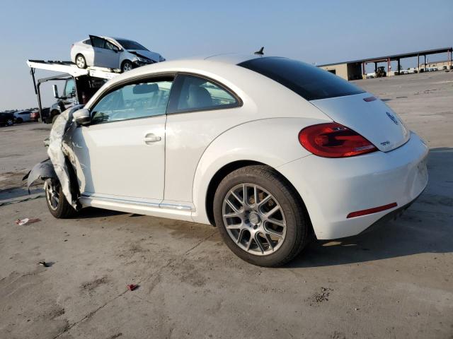 3VWHX7ATXCM632826 - 2012 VOLKSWAGEN BEETLE WHITE photo 2