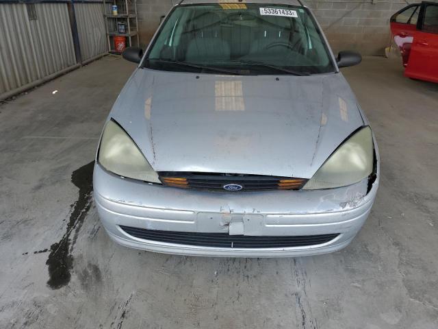 3FAFP37323R172175 - 2003 FORD FOCUS ZX5 GRAY photo 11