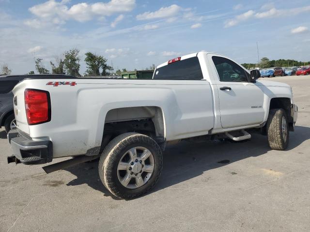 1GC0KUEG1HZ389214 - 2017 CHEVROLET SILVERADO K2500 HEAVY DUTY WHITE photo 3