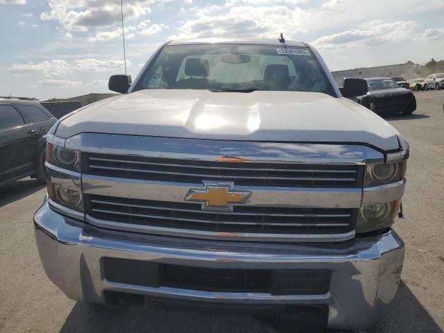 1GC0KUEG1HZ389214 - 2017 CHEVROLET SILVERADO K2500 HEAVY DUTY WHITE photo 5