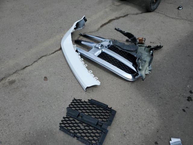 3C6JR7ET3KG522777 - 2019 RAM 1500 CLASS SLT თეთრი ფოტო 12