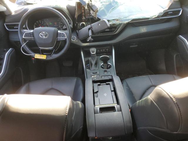 5TDGZRBH8MS548567 - 2021 TOYOTA HIGHLANDER XLE GRAY photo 8