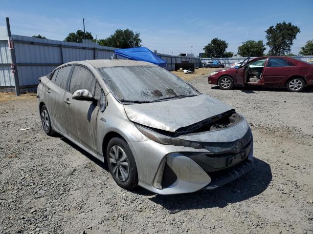 JTDKARFP7J3101843 - 2018 TOYOTA PRIUS PRIM BURN photo 4
