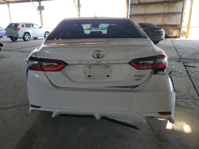 4T1G11AK6PU832023 - 2023 TOYOTA CAMRY SE NIGHT SHADE WHITE photo 6