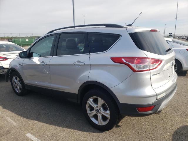 1FMCU0GX7FUB36711 - 2015 FORD ESCAPE SE SILVER photo 2