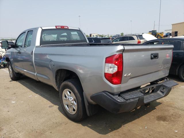 5TFCY5F12EX017514 - 2014 TOYOTA TUNDRA DOUBLE CAB SR/SR5 SILVER photo 2
