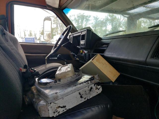 1GDP7H1B2YJ525202 - 2000 GMC C-SERIES C7H042 WHITE photo 5