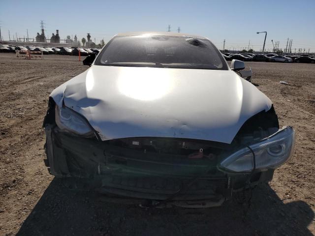 5YJSA1H18EFP63532 - 2014 TESLA MODEL S Սպիտակ լուսանկար 5