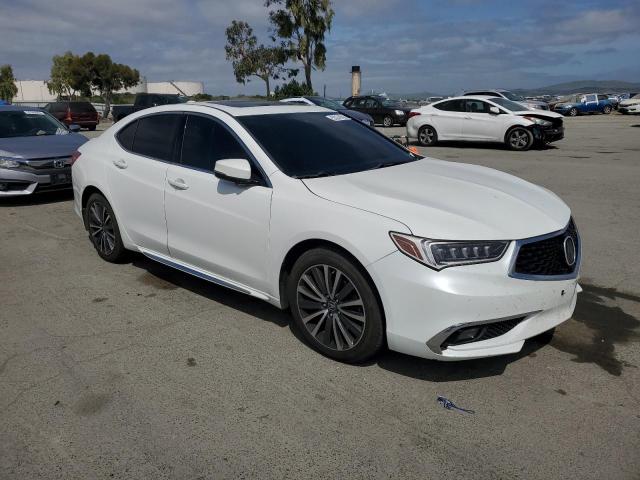 19UUB2F79JA003679 - 2018 ACURA TLX ADVANCE WHITE photo 4