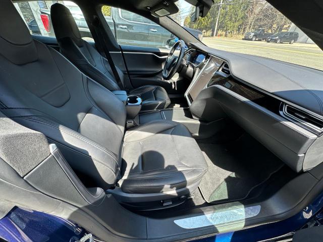 5YJSA1E29GF153669 - 2016 TESLA MODEL S Niebieski zdjęcie 5