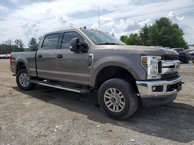 1FT7W2B61KED61480 - 2019 FORD F250 SUPER DUTY BROWN photo 4