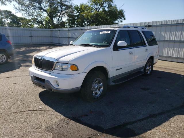 5LMFU28A61LJ06176 - 2001 LINCOLN NAVIGATOR 白色 照片 2