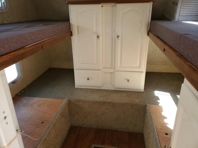 4YDT26R245G912284 - 2005 KEYSTONE OUTBACK TWO TONE photo 5