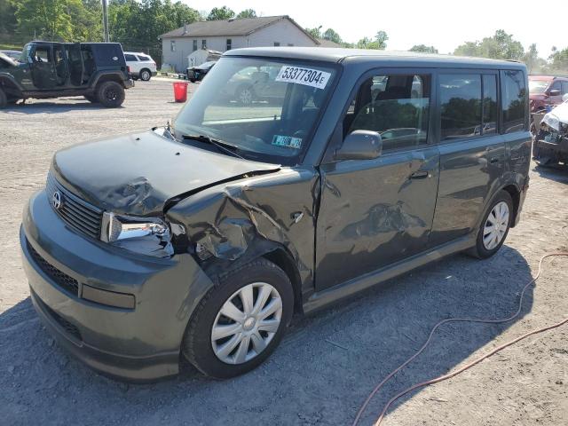 JTLKT324554011842 - 2005 TOYOTA SCION XB GREEN photo 1