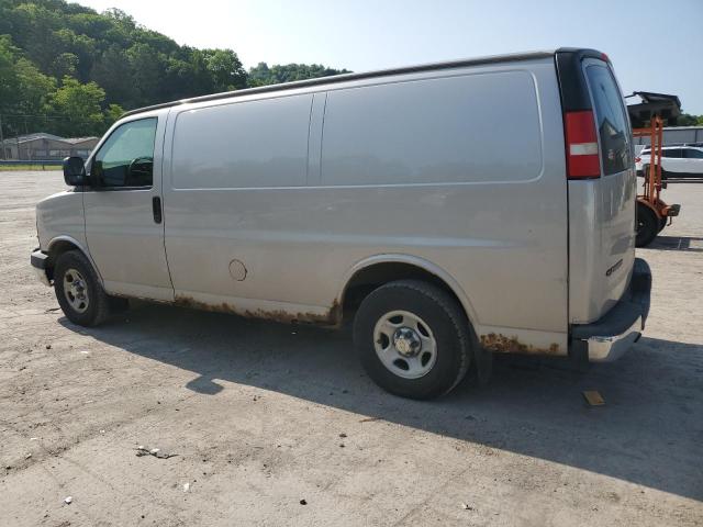 1GCFG154981108470 - 2008 CHEVROLET EXPRESS G1 SILVER photo 2