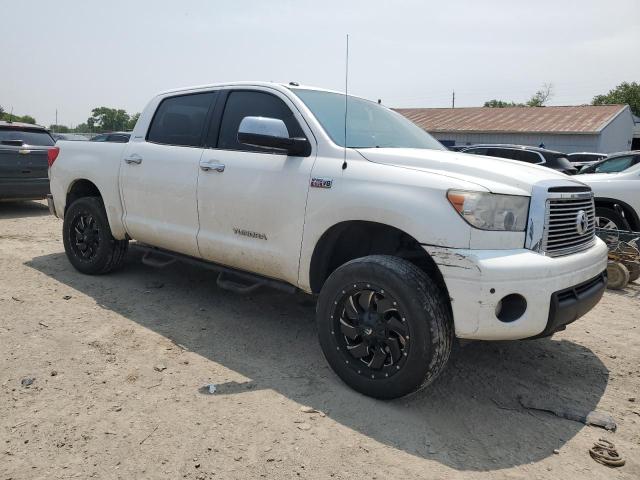 5TFHW5F14DX312513 - 2013 TOYOTA TUNDRA CREWMAX LIMITED WHITE photo 4