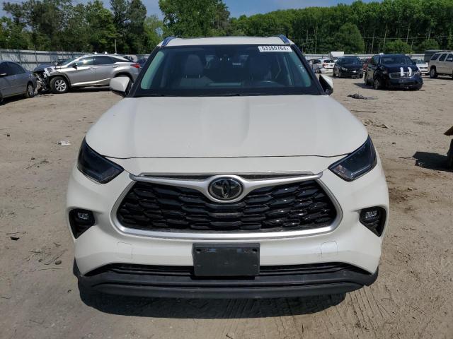 5TDGZRBH3MS542126 - 2021 TOYOTA HIGHLANDER XLE WHITE photo 5