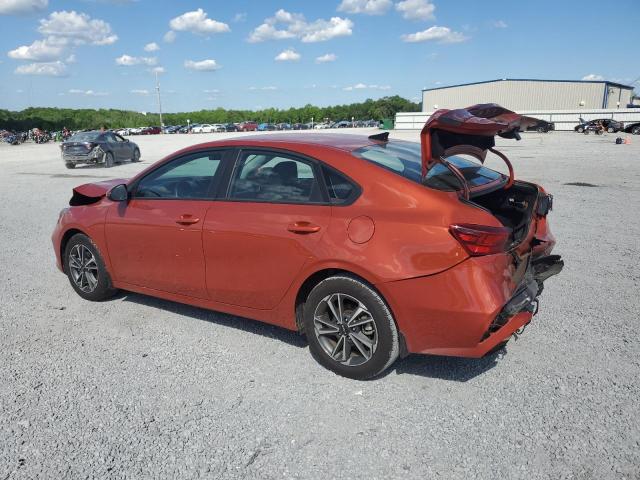 3KPF24AD0PE660442 - 2023 KIA FORTE LX ORANGE photo 2