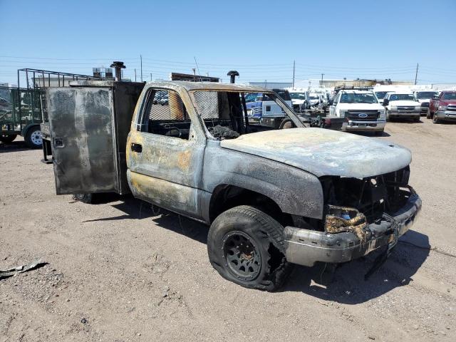 1GBHC34U47E158271 - 2007 CHEVROLET SILVERADO C3500 WHITE photo 4