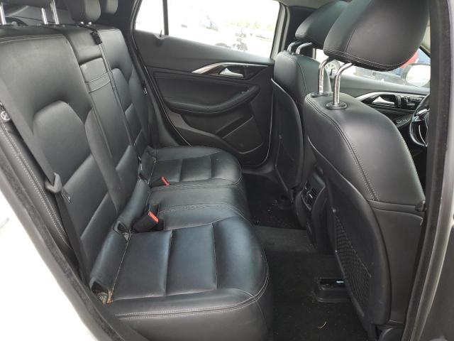 SJKCH5CP2HA031751 - 2017 INFINITI QX30 BASE WHITE photo 10