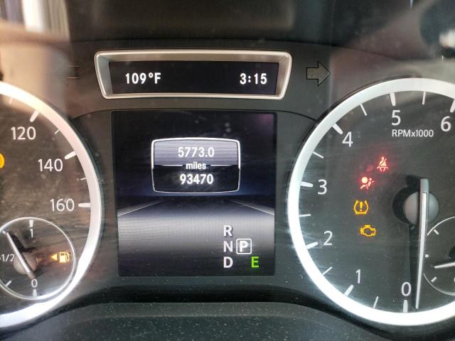 SJKCH5CP2HA031751 - 2017 INFINITI QX30 BASE WHITE photo 9