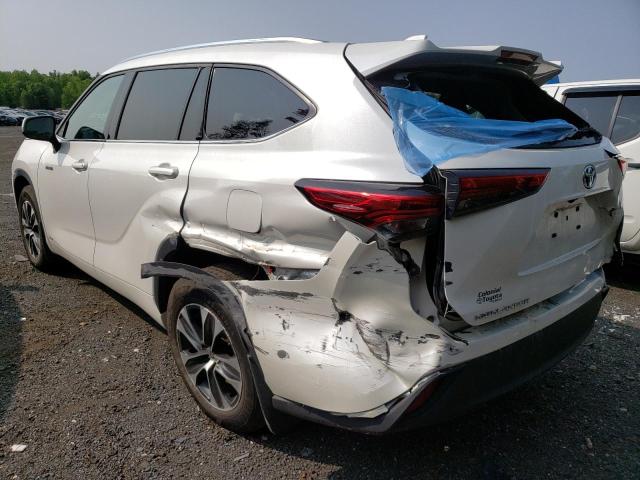 5TDGBRCH9MS517699 - 2021 TOYOTA HIGHLANDER HYBRID XLE WHITE photo 2