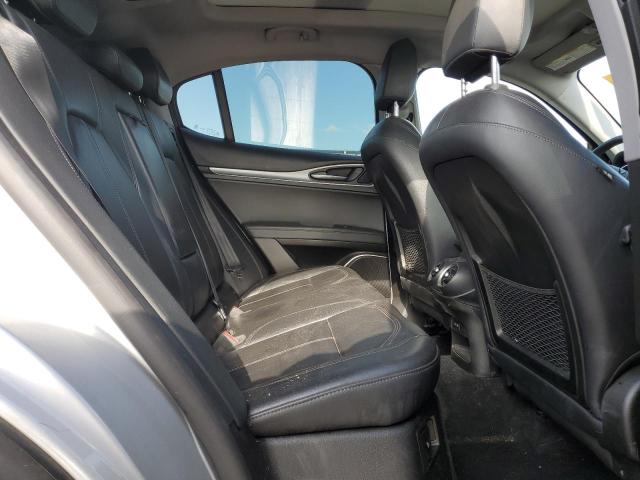 ZASFAKPN8J7B71423 - 2018 ALFA ROMEO STELVIO SPORT ნაცრისფერი ფოტო 11