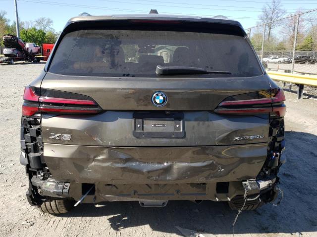 5UX43EU09R9T64263 - 2024 BMW X5 XDRIVE50E BROWN photo 6