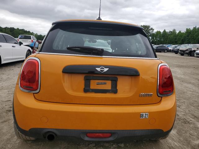 WMWXP5C3XH2F61013 - 2017 MINI COOPER ORANGE photo 6