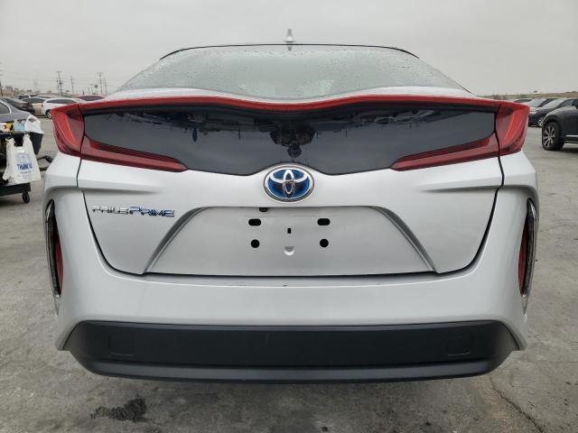 JTDKARFP0H3029278 - 2017 TOYOTA PRIUS PRIM 银色 照片 6