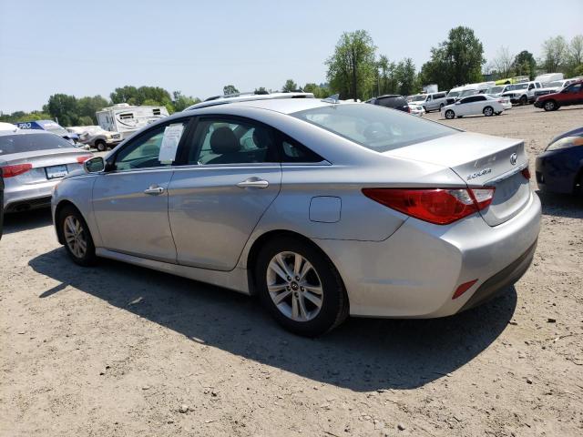 5NPEB4AC8EH883145 - 2014 HYUNDAI SONATA GLS SILVER photo 2