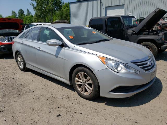 5NPEB4AC8EH883145 - 2014 HYUNDAI SONATA GLS SILVER photo 4