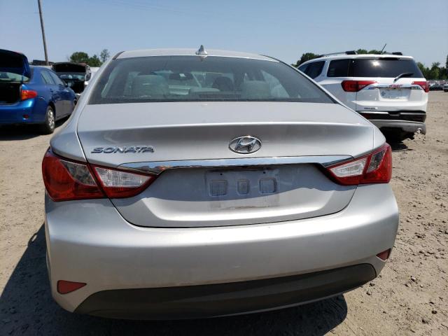 5NPEB4AC8EH883145 - 2014 HYUNDAI SONATA GLS SILVER photo 6